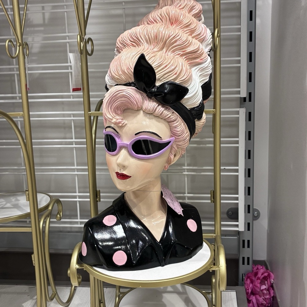 Bella Lux Halloween 2026 Retro Bride Of Frankenstein Sunglasses Bust VERY RARE!